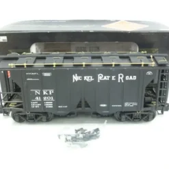 Trains|Aristo-craft 41201 Nickel Plate Road 2-Bay Covered Hopper - Model Train Junction: Quality Parts and Art Supplies