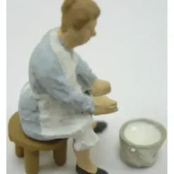 Trains|Arttista 1268 O Woman to Milk Cow Pewter Figure - Model Train Junction: Quality Parts and Art Supplies
