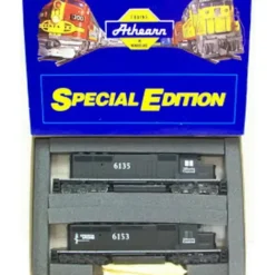 Trains|Athearn 2218 HO Illinois Central SD40-2 AA Diesel Locomotive Set #6135 - Model Train Junction: Quality Parts and Art Supplies