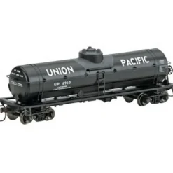 Trains|Athearn 7304 HO Scale Union Pacific Single Dome Tank Car #69601 - Model Train Junction: Quality Parts and Art Supplies
