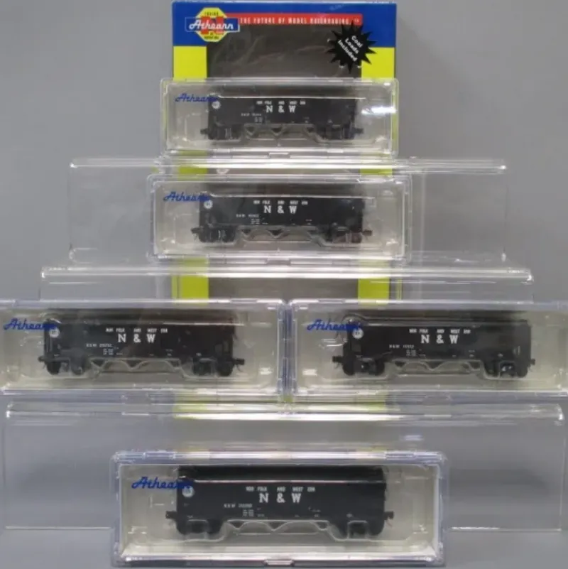 Trains|Athearn 11997 N Norfolk & Western 40' 3-Bay Rib Hopper with Load 1963 #2 (5) - Model Train Junction: Quality Parts and Art Supplies