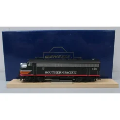 Trains|Athearn G22501 HO Southern Pacific EMD FP7A Diesel Locomotive w/Snowplow #6461 - Model Train Junction: Quality Parts and Art Supplies