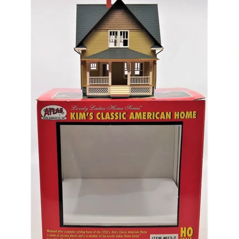 Trains|Atlas 6132 Assembled Kim's Classic American Home - Tan - Model Train Junction: Quality Parts and Art Supplies