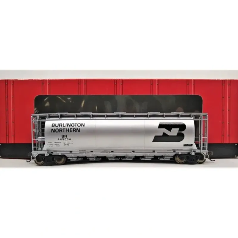 Trains|Atlas 1951-3 HO Scale Burlington Northern 6 Bay Covered Hopper #445034 LN/Box - Model Train Junction: Quality Parts and Art Supplies