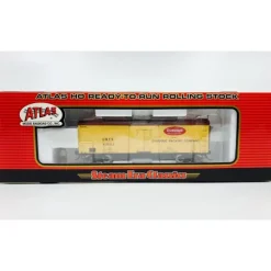 Trains|Atlas 6111-1 HO Scale Dubuque Packing 36' Wood Refrigerator Car - Model Train Junction: Quality Parts and Art Supplies