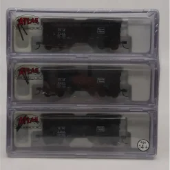 Trains|Atlas 5616 N Scale Boston & Maine 2-Bay Offset Hopper Set (3 Cars) - Model Train Junction: Quality Parts and Art Supplies