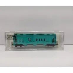Trains|Atlas 3736 N Scale DT&I 3 Bay PS-2 Covered Hopper #10625 LN/Box - Model Train Junction: Quality Parts and Art Supplies