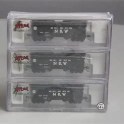Trains|Atlas 5619 N Scale Norfolk & Western 2-Bay Offset Hopper 3-Car Set - Model Train Junction: Quality Parts and Art Supplies