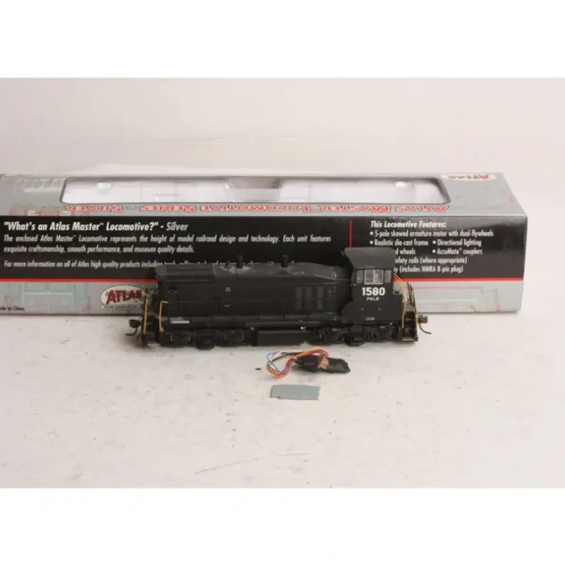 Trains|Atlas 9991 Pittsburgh & Lake Erie MP15DC w/DCC #1580 - Model Train Junction: Quality Parts and Art Supplies