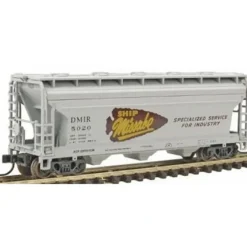 Trains|Atlas 39905A N Scale DM&IR Covered Hopper #5020 - Model Train Junction: Quality Parts and Art Supplies