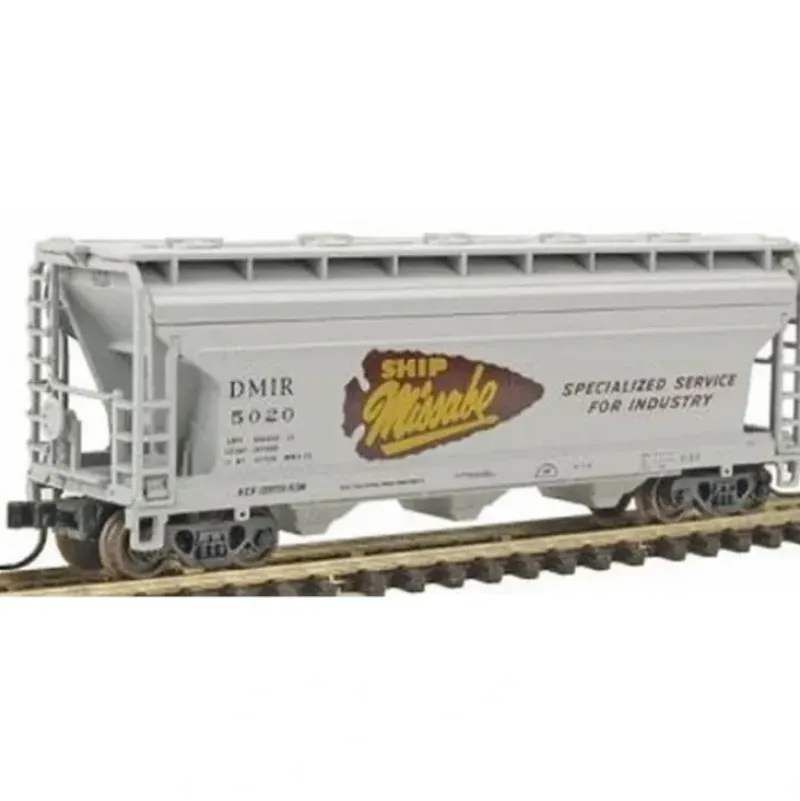 Trains|Atlas 39905A N Scale DM&IR Covered Hopper #5020 - Model Train Junction: Quality Parts and Art Supplies