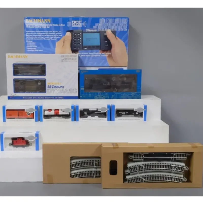 Trains|Bachmann 01401 C&O HO Gauge Steam Train Set with Dynamis Controller W/DCC - Model Train Junction: Quality Parts and Art Supplies