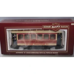 Trains|Bachmann 93939 G Scale Closed Street Car United Traction - w/ Metal Wheels #1623 - Model Train Junction: Quality Parts and Art Supplies