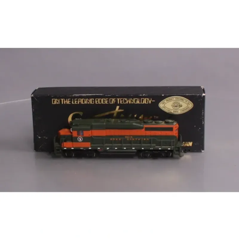 Trains|Bachmann 41-0825-11 HO Great Northern GP-30 Powered Diesel Locomotive #3016 LN/Box - Model Train Junction: Quality Parts and Art Supplies