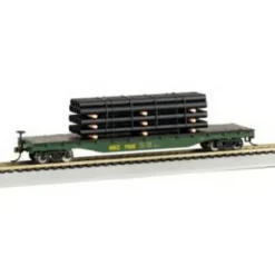 Trains|Bachmann 18903 HO Maine Central 50' Flatcar w/Pipe Load - Model Train Junction: Quality Parts and Art Supplies