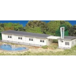 Trains|Bachmann 45214 HO Plasticville Motel with Pool Kit - Model Train Junction: Quality Parts and Art Supplies