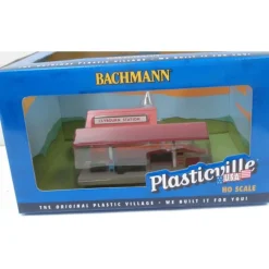 Trains|Bachmann 45006 HO Plasticville Platform Station & Freight Built-Up Building - Model Train Junction: Quality Parts and Art Supplies