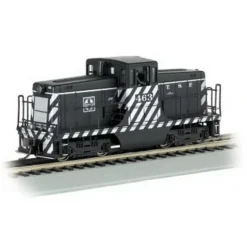 Trains|Bachmann 62208 HO Scale SF/Zebra Stripe 44-Ton Switcher #463 w/DCC - Model Train Junction: Quality Parts and Art Supplies