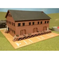 Trains|Bachmann 46902 N Freight Station w/Whistle Assembled - Model Train Junction: Quality Parts and Art Supplies