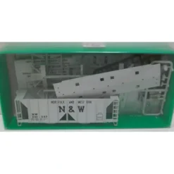 Trains|Bowser 55601 N&W 70 Ton 2-Bay Covered Hopper Kit - Model Train Junction: Quality Parts and Art Supplies