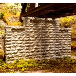 Trains|Chooch Enterprises 8400 HO Cut Stone Stepped Wall Abutment - Model Train Junction: Quality Parts and Art Supplies