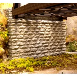 Trains|Chooch Enterprises 8450 HO Double-Track Cut Stone Bridge Abutment - Model Train Junction: Quality Parts and Art Supplies