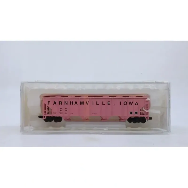 Trains|Con-Cor 0001-000137 N Scale Farnhamville CO-OP 58 Ft. Covered Hopper NIB - Model Train Junction: Quality Parts and Art Supplies