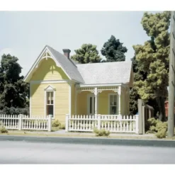 Trains|DPM 80300 O Aunt Eleanor's House Building Kit - Model Train Junction: Quality Parts and Art Supplies