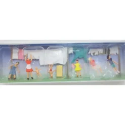 Trains|Faller 151014 Washday w/Clothsline HO Scale Figures - Model Train Junction: Quality Parts and Art Supplies