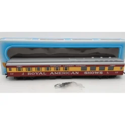 Trains|IHC 49593 HO Royal American Shows Heavyweight Diner - Model Train Junction: Quality Parts and Art Supplies