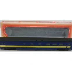 Trains|IHC 48284 HO Scale Via Rail Canada Smooth Side Combine #9475 - Model Train Junction: Quality Parts and Art Supplies