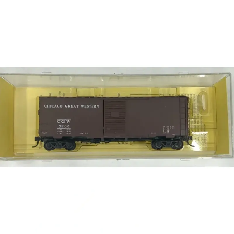 Trains*Kadee 4005 HO Scale Chicago Great Western 40' PS-1 HO Boxcar #5200 - Model Train Junction: Quality Parts and Art Supplies