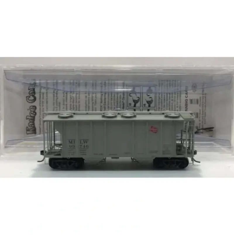 Trains*Kadee 8328 HO Scale Milwaukee Road PS-2 Covered Hopper Car #99746 - Model Train Junction: Quality Parts and Art Supplies