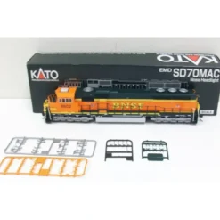 Trains*Kato 37-6451 HO BNSF Heritage II EMD SD70MAC Diesel Locomotive #8802 LN/Box - Model Train Junction: Quality Parts and Art Supplies