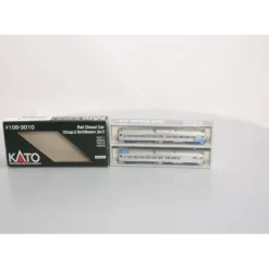 Trains*Kato 106-3010 N Scale C&NW Budd RDC-1 #9933 & RDC2 #9935 - Model Train Junction: Quality Parts and Art Supplies