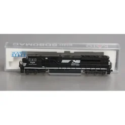 Trains*Kato 176-5514 N Scale Norfolk Southern Diesel Locomotive #7210 - Model Train Junction: Quality Parts and Art Supplies