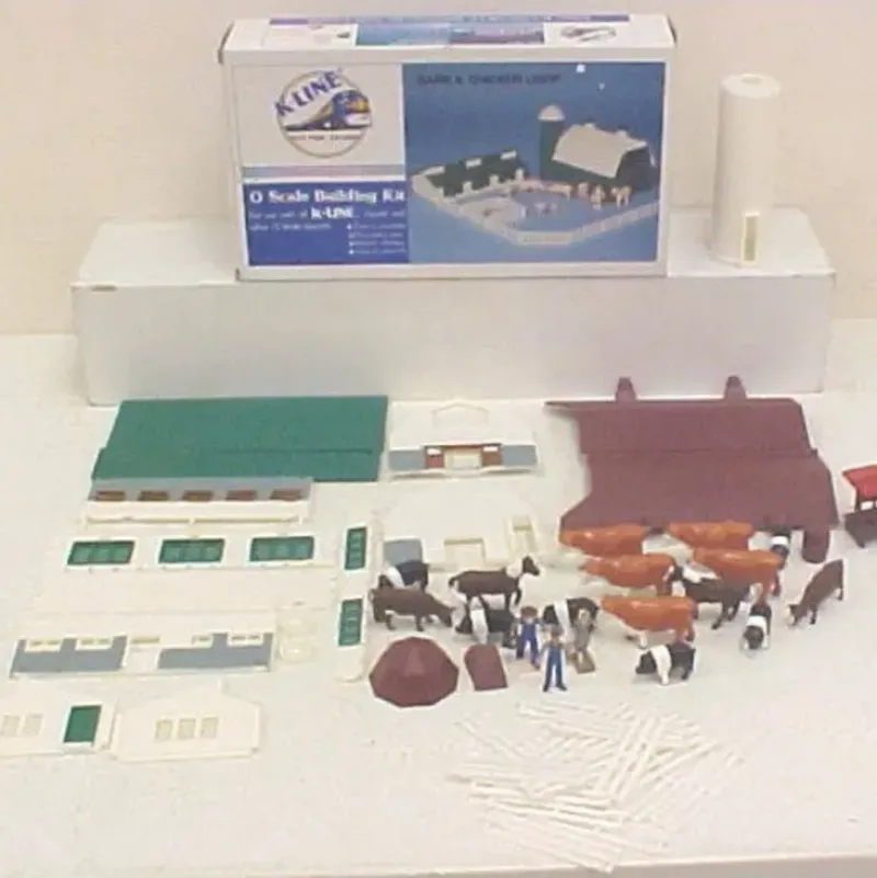 Trains*K-Line K-4132 O Scale Barn & Chicken Coop Kit - Model Train Junction: Quality Parts and Art Supplies