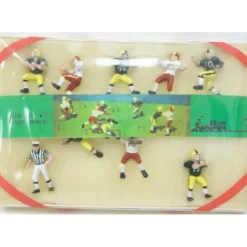 Trains*Kramer GS30 O-Scale Football Player Figures - Model Train Junction: Quality Parts and Art Supplies