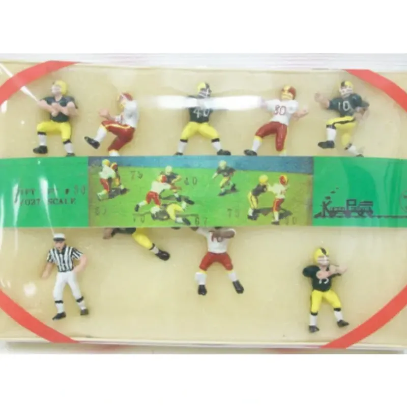 Trains*Kramer GS30 O-Scale Football Player Figures - Model Train Junction: Quality Parts and Art Supplies