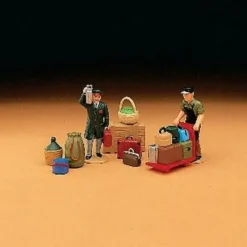 Trains*LGB 52290 G Handler Figures & Luggage Hand Painted - Model Train Junction: Quality Parts and Art Supplies