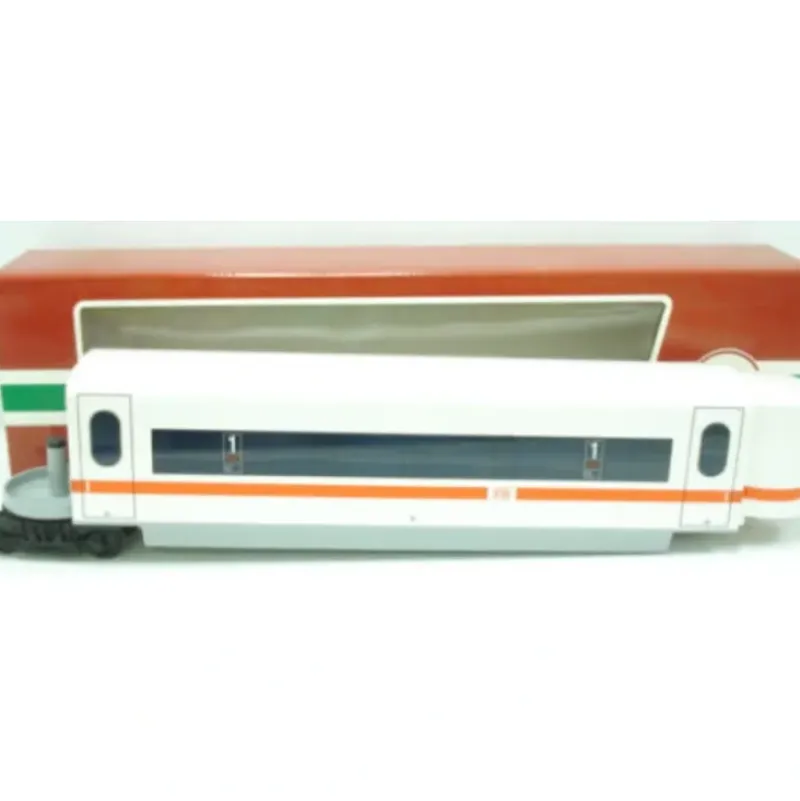 Trains*LGB 30603 G Scale LCE Articulated Passenger Car - Model Train Junction: Quality Parts and Art Supplies