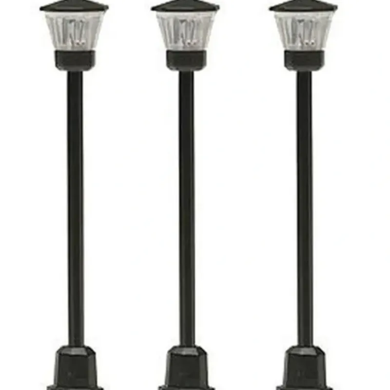 Trains*Life Like 1254 HO Light-Up Street lights (3) - Model Train Junction: Quality Parts and Art Supplies