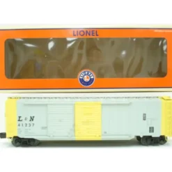 Trains*Lionel 6-27220 L&N Double-Door Boxcar w/End Doors - Model Train Junction: Quality Parts and Art Supplies