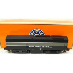 Trains*Lionel 6-34520 NYC Non-Powered Sharknose B-Unit Diesel Locomotive #3818 - Model Train Junction: Quality Parts and Art Supplies