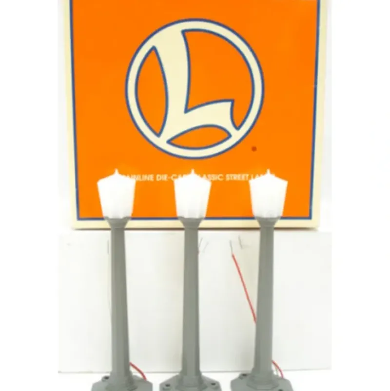 Trains*Lionel 6-22950 O Classic Street Lamps Set of 3 - Model Train Junction: Quality Parts and Art Supplies