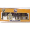 Trains*Lionel 6-34110 O Estate/Suburban House Assembled - Model Train Junction: Quality Parts and Art Supplies