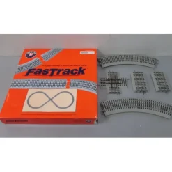 Trains*Lionel 6-12030 O FasTrack Figure-8 Expansion Track Pack - Model Train Junction: Quality Parts and Art Supplies