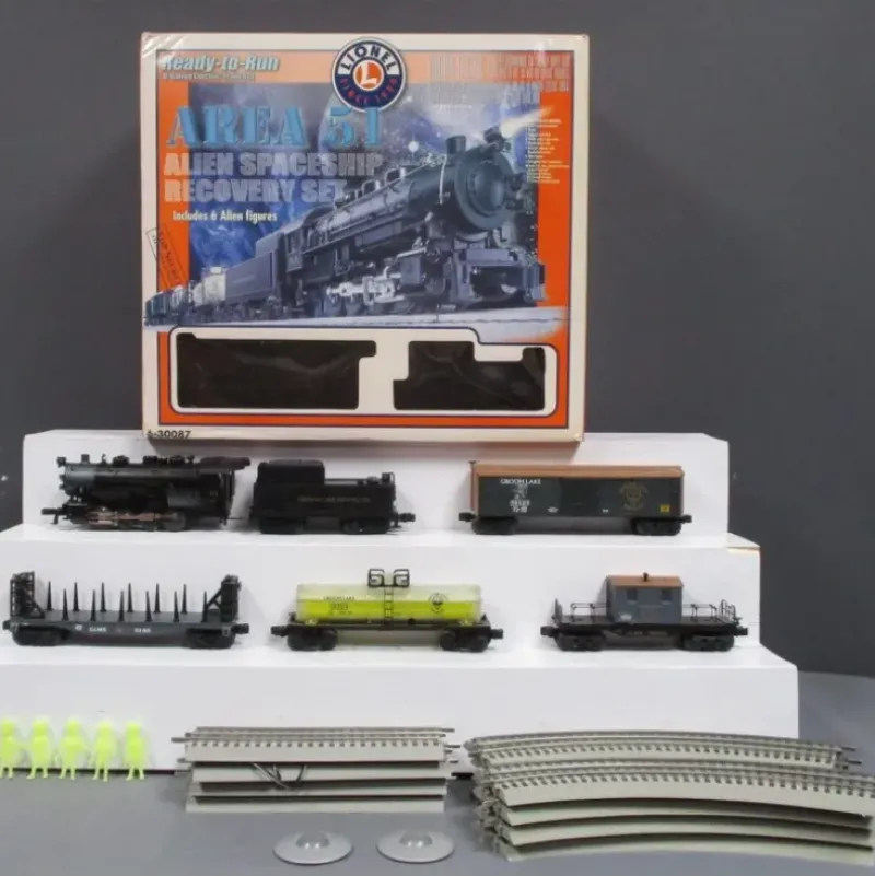 Trains*Lionel 6-30087 O Gauge Area 51 Alien Spaceship Recovery Steam Train Set - Model Train Junction: Quality Parts and Art Supplies