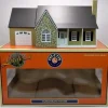 Trains*Lionel 6-34111 O Gauge Deluxe Fieldstone House With Lights - Model Train Junction: Quality Parts and Art Supplies