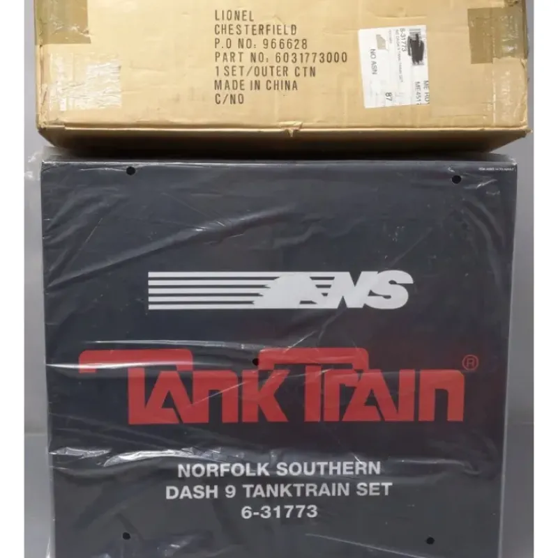 Trains*Lionel 6-31773 O Gauge Norfolk Southern Dash 9 TankTrain Diesel Train Set - Model Train Junction: Quality Parts and Art Supplies